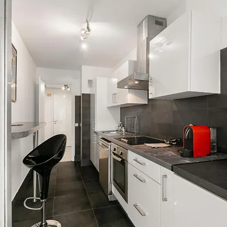 Prestige Fshh Apartmán *